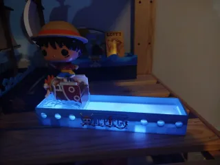 Espositore One Piece con led