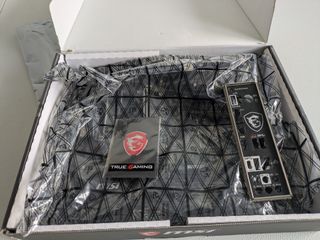 Pack AM4 5700X + MSI B450 TOMAHAWK + 32GB RAM