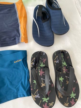 Lote bañadores niño varios personajes