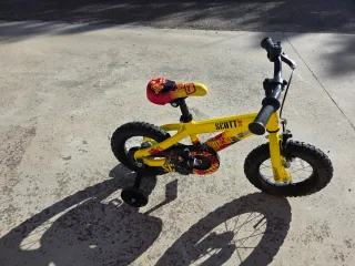 Bicicleta infantil voltoge scott amarilla