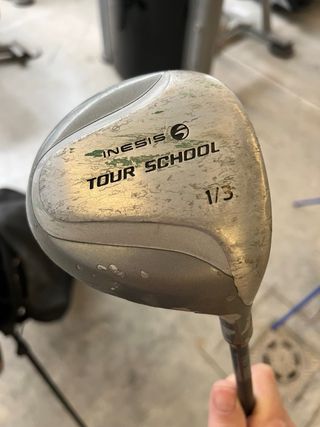 Bolsa golf Inesis con 5 palos infantil. Decatlon