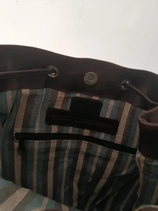 Mochila de cuero marrón