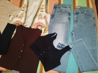 Lote Ropa Talla M/L. ÚLTIMO PRECIO 15€/LOTE