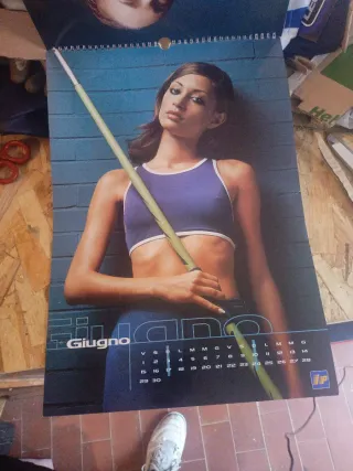 Calendario modelle e sport ip 2001