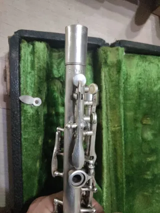 Clarinete HN White American Standard