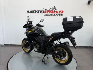 Suzuki V-Strom 1050 XT Negra/Dorada 2022