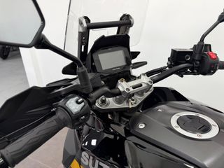 Suzuki V-Strom 1050 XT Negra/Dorada 2022