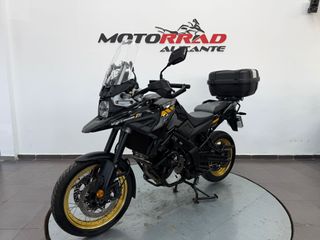 Suzuki V-Strom 1050 XT Negra/Dorada 2022