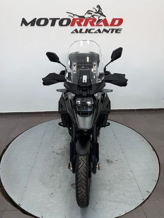 Suzuki V-Strom 1050 XT Negra/Dorada 2022