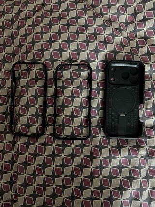 Funda movil iPhone 17 Pro Negra