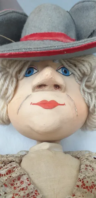 Marioneta antigua grande