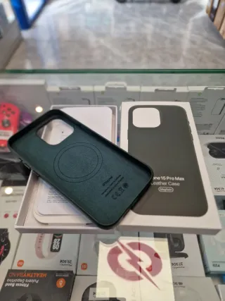 Funda iPhone 15 Pro Max Piel Verde MagSafe