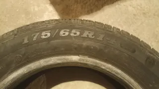 Neumático Dunlop SP10 3e 175/65/R14 82T