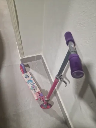 Patinete Patrulla Canina rosa