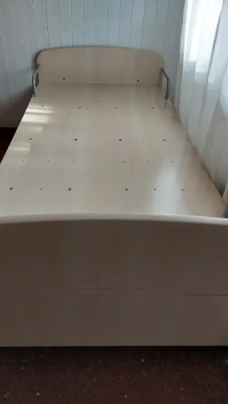 Cama juvenil con 4 cajones