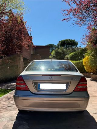 Mercedes-Benz Clase C 2003