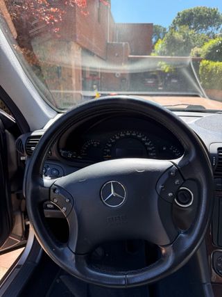 Mercedes-Benz Clase C 2003