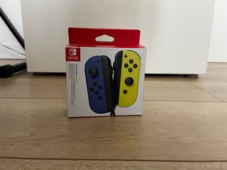 Joy-Con Nintendo Switch Azul y Amarillo