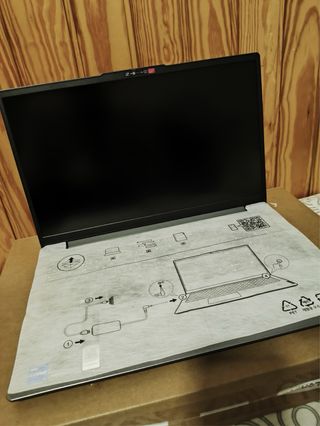 Portátil Lenovo IdeaPad Slim 3 (i5, 512GB SSD) – C