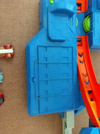 Pista Hot Wheels Looping + 4 coches