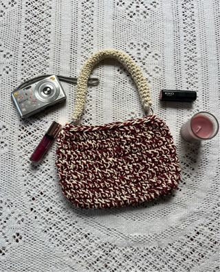 Bolso de mano tejido