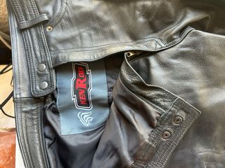 Pantalón de cuero para moto talla 56