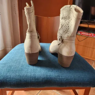 Botas cowboy piel Nero Giardini T38 beige