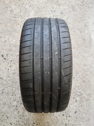 Neumático Bridgestone Potenza Sport 235/35R19 91Y