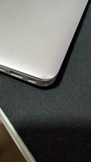 MacBook Air A1466 Plata