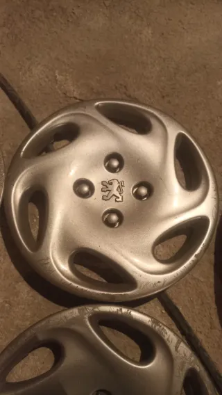 Tapacubos originales Peugeot 206
