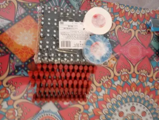 Fichas rojas y blancas