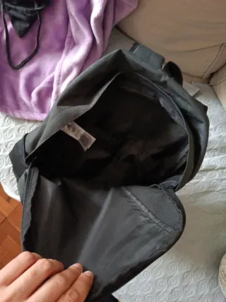 Mochila Adidas Negra con Cremalleras