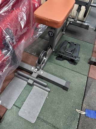 Banco de pesas Finnlo + suelo + pesas kg
