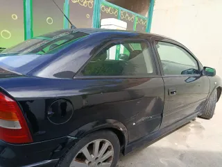 Opel Astra 2003