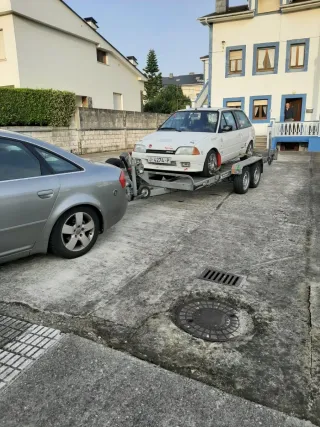 Se hacen portes de vehículos
