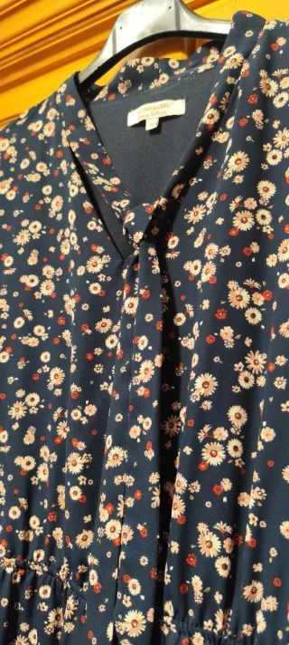 Vestido C&A floral talla 44