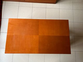 Mesa de centro de madera maciza estilo moderno