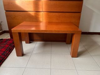 Mesa de centro de madera maciza estilo moderno