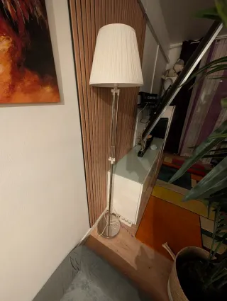 Lámpara de pie IKEA