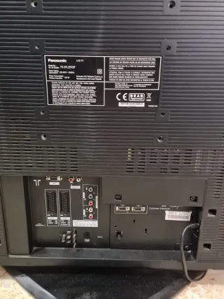 Televisor Panasonic 37 Negro/Plateado