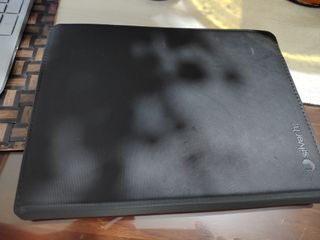 Tablet Samsung Galaxy Tab A 10.1 con custodia regalo