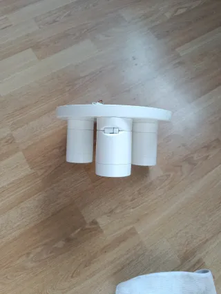 Lámpara de techo blanca