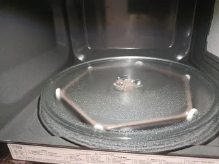 Microondas LG MH6535GIB/00, 1000W