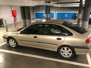 Renault Laguna