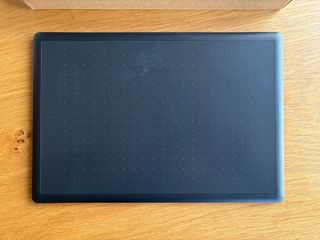 Tableta gráfica Wacom One con lápiz digital