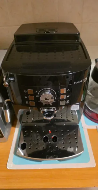 Macchina Caffè DeLonghi Magnifica S