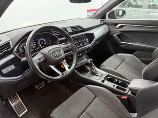 Audi Q3 Sportback Black line S line