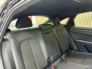 Audi Q3 Sportback Black line S line
