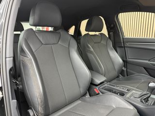 Audi Q3 Sportback Black line S line