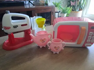 Cocinita Ikea Madera, incluye muchos accesorios.
